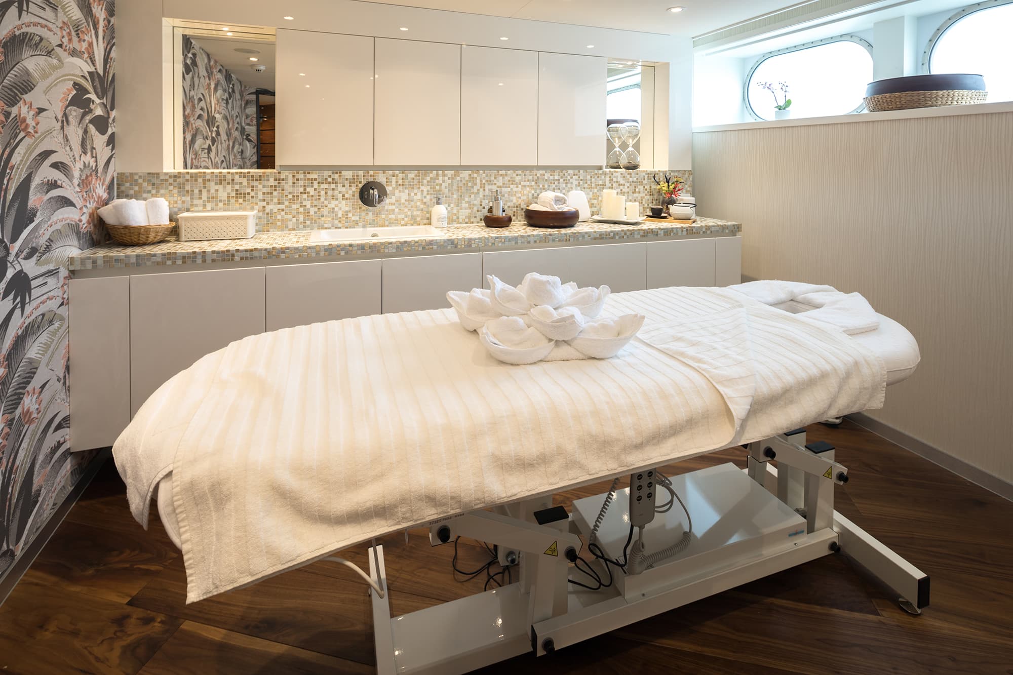 Massage & Hair Salon