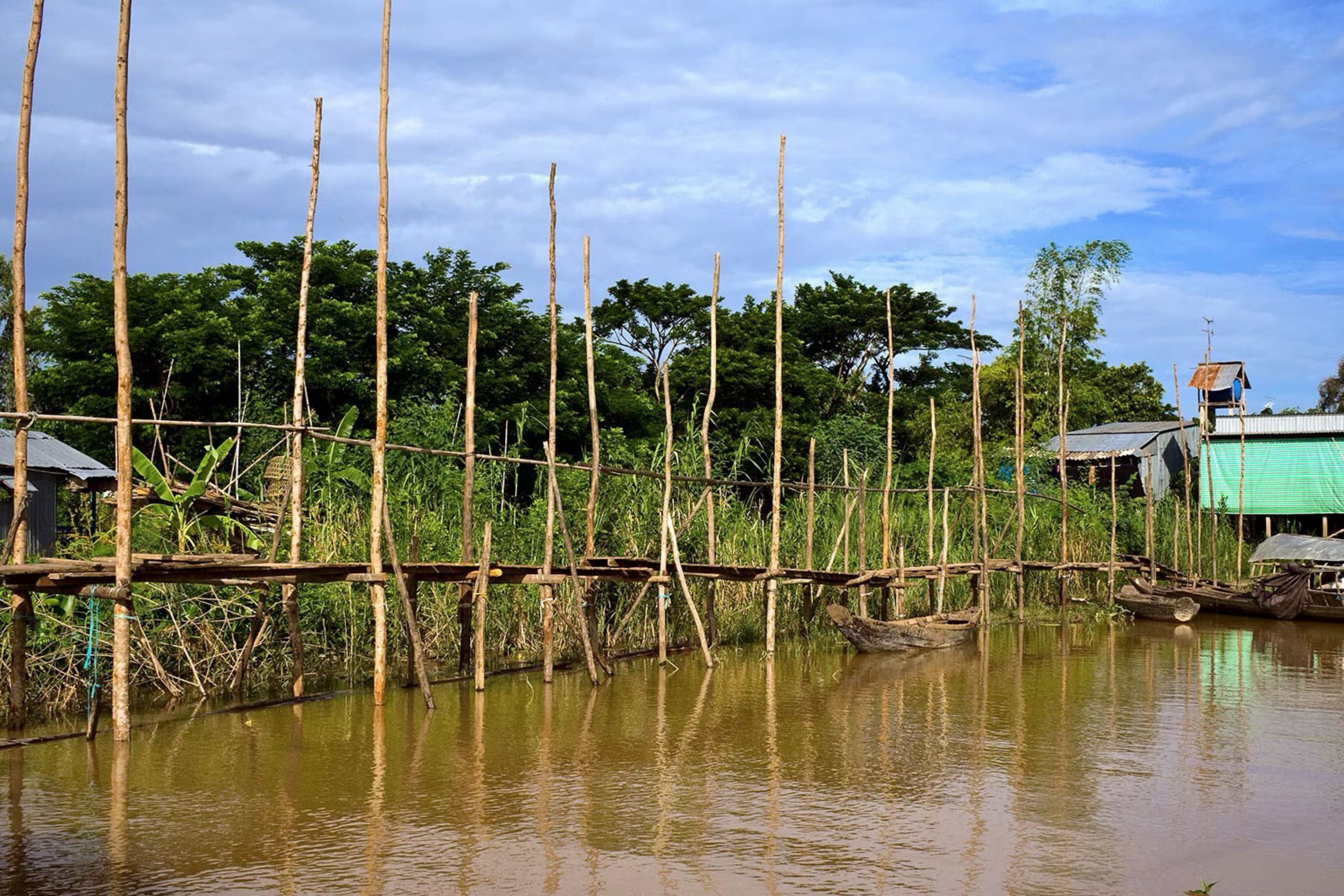 BORDER CROSSING – TAN CHAU, VIETNAM
