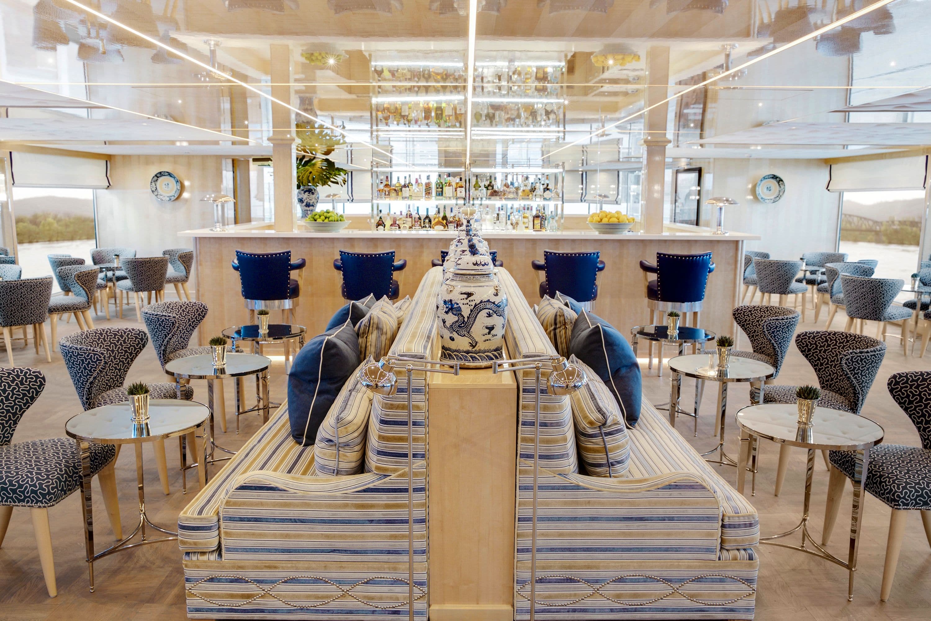 Wolfgang’s Bar and Lounge