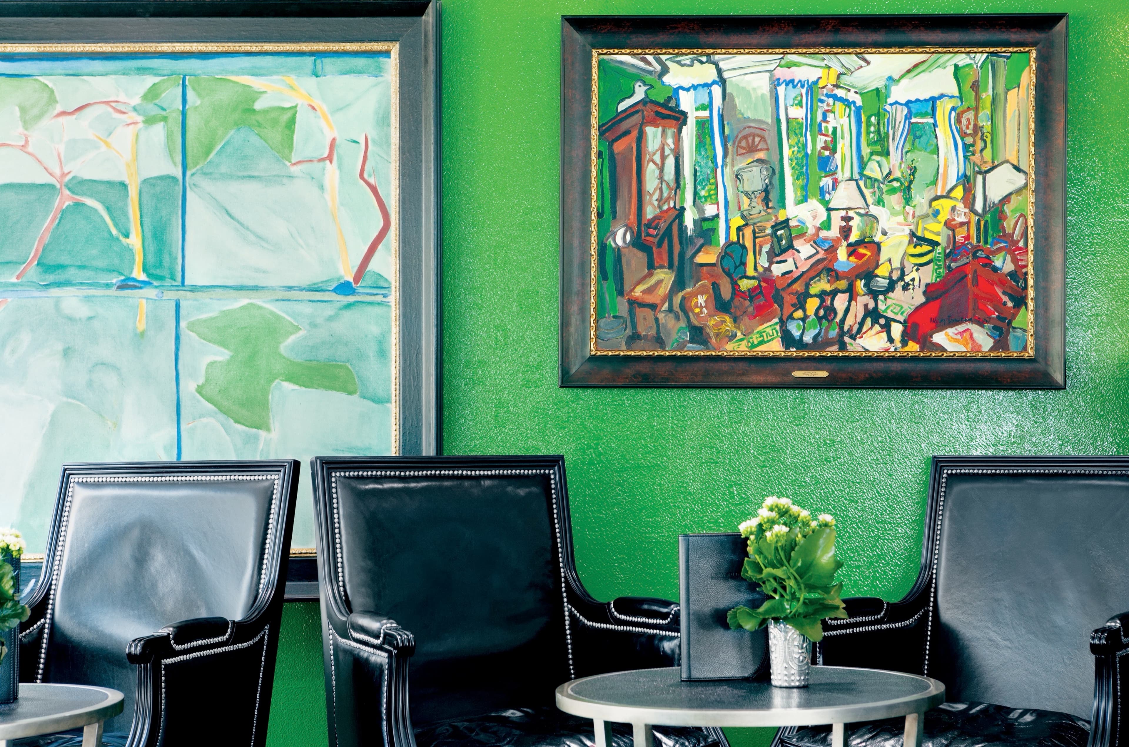 Captain's Lounge & Library